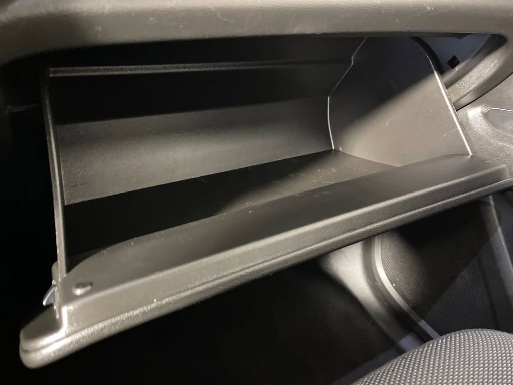 Used 2020 Chevrolet Traverse LS FWD image 27