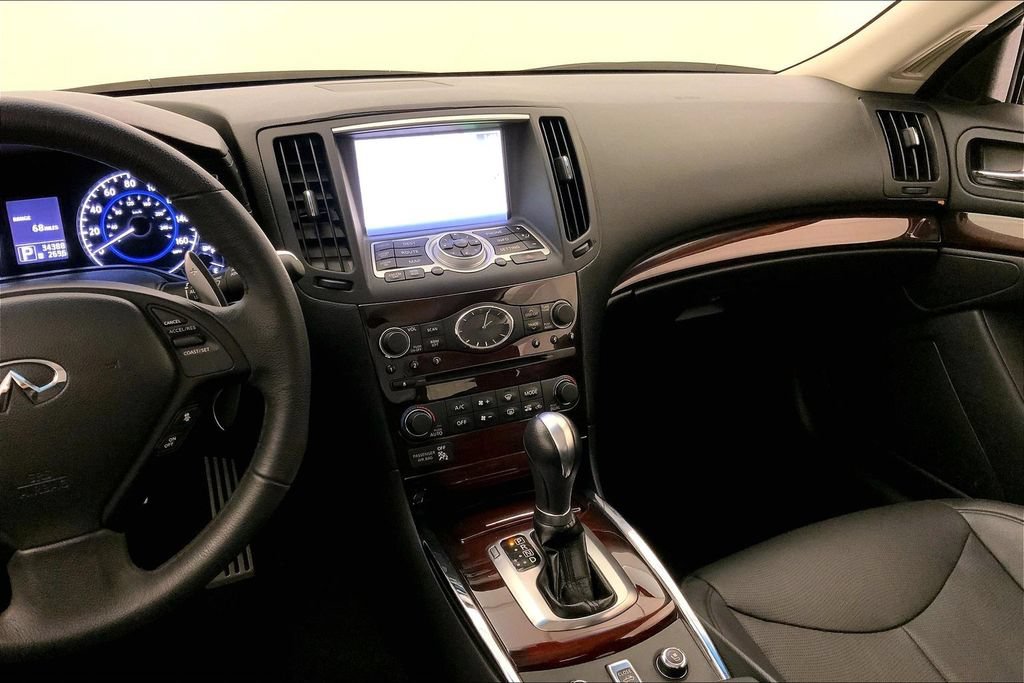 Used 2012 INFINITI G37 Convertible w/ Premium Pkg RWD image 5