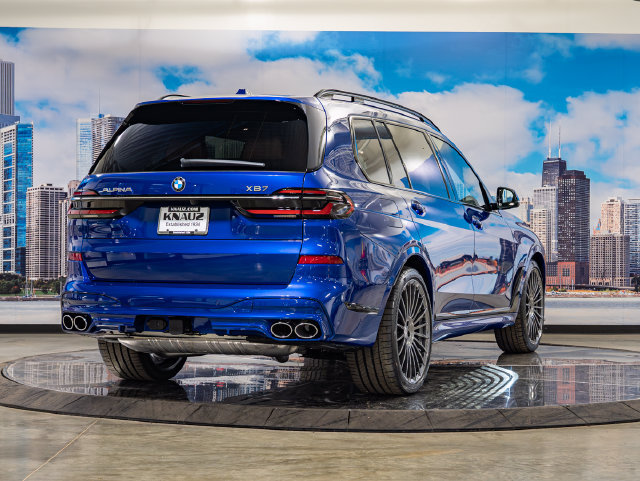 New 2026 BMW ALPINA XB7 AWD/4WD image 8
