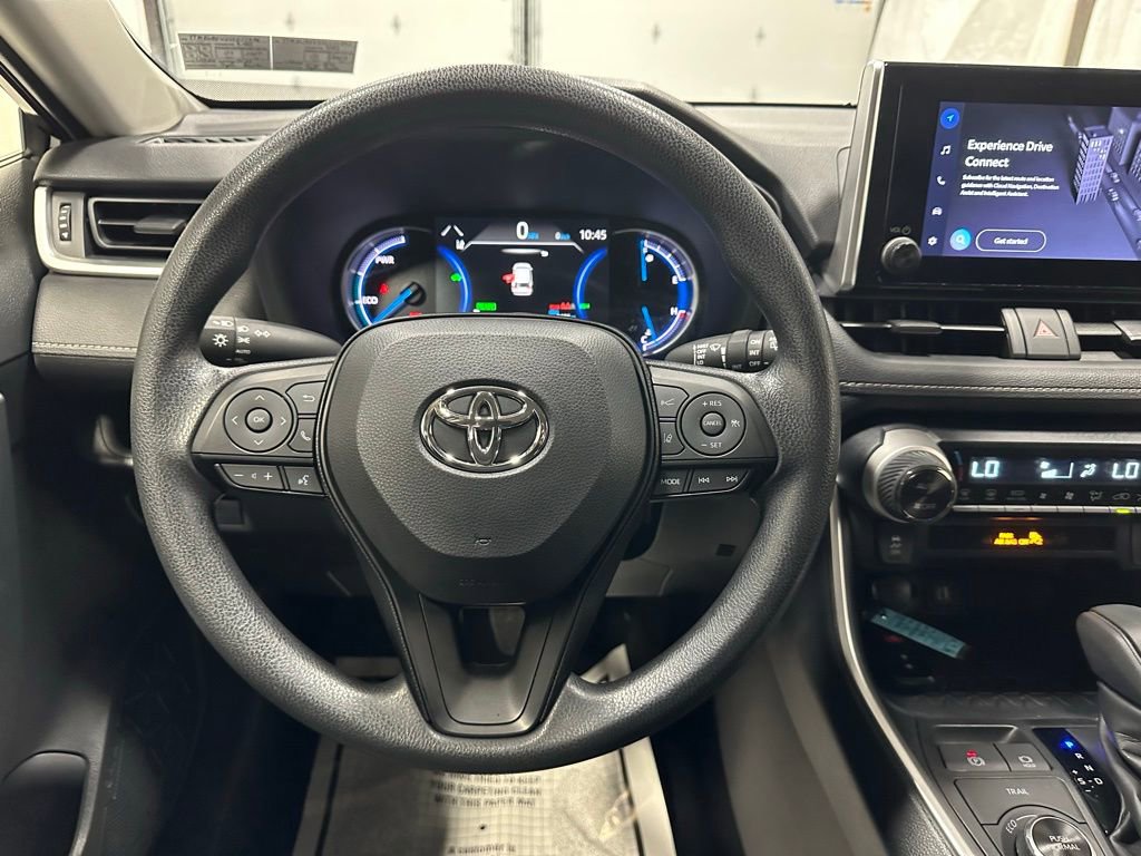 Used 2025 Toyota RAV4 XLE image 18