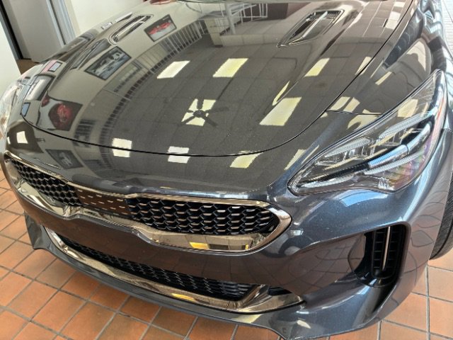 Used 2022 Kia Stinger GT1 image 9