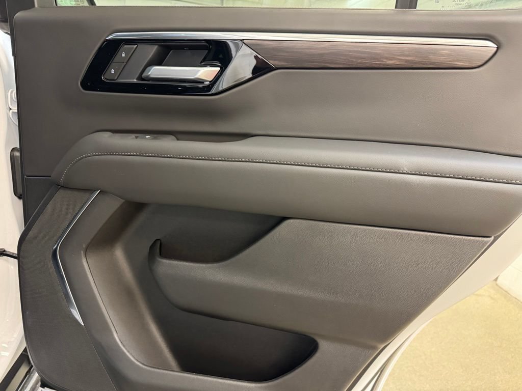 New 2026 Chevrolet Tahoe LT RWD image 25