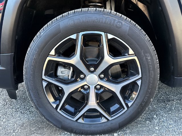 Used 2024 Jeep Compass Limited AWD/4WD image 28