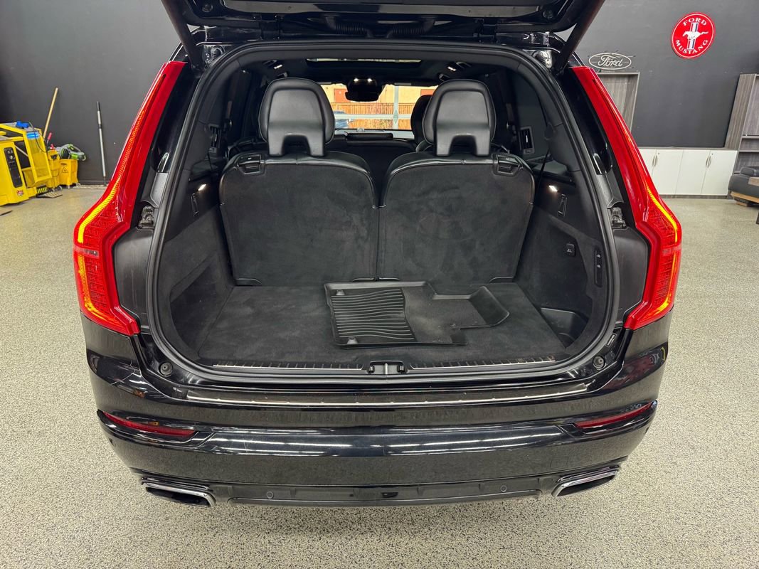Used 2019 Volvo XC90 T6 R-Design w/ Advanced Package image 16