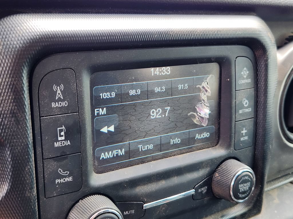 Used 2019 Jeep Wrangler Unlimited Sport AWD/4WD image 23