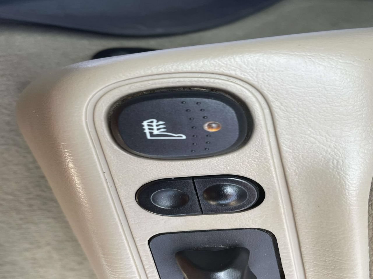 Used 2005 Ford F350 Lariat AWD/4WD image 19