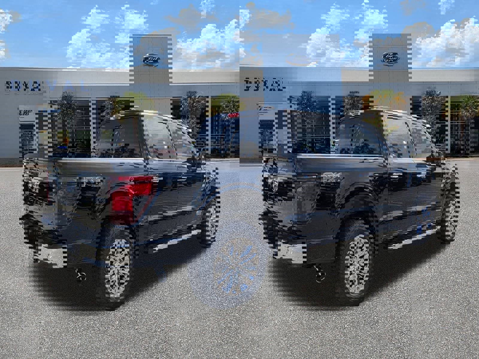 New 2025 Ford F150 XLT w/ Equipment Group 303A High image 52