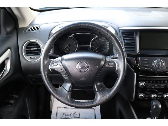 Used 2013 Nissan Pathfinder SV AWD/4WD image 11