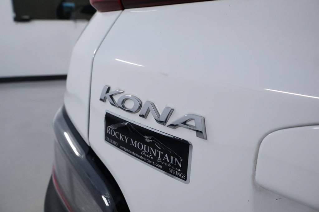 Used 2023 Hyundai Kona SEL w/ Convenience Package AWD/4WD image 10