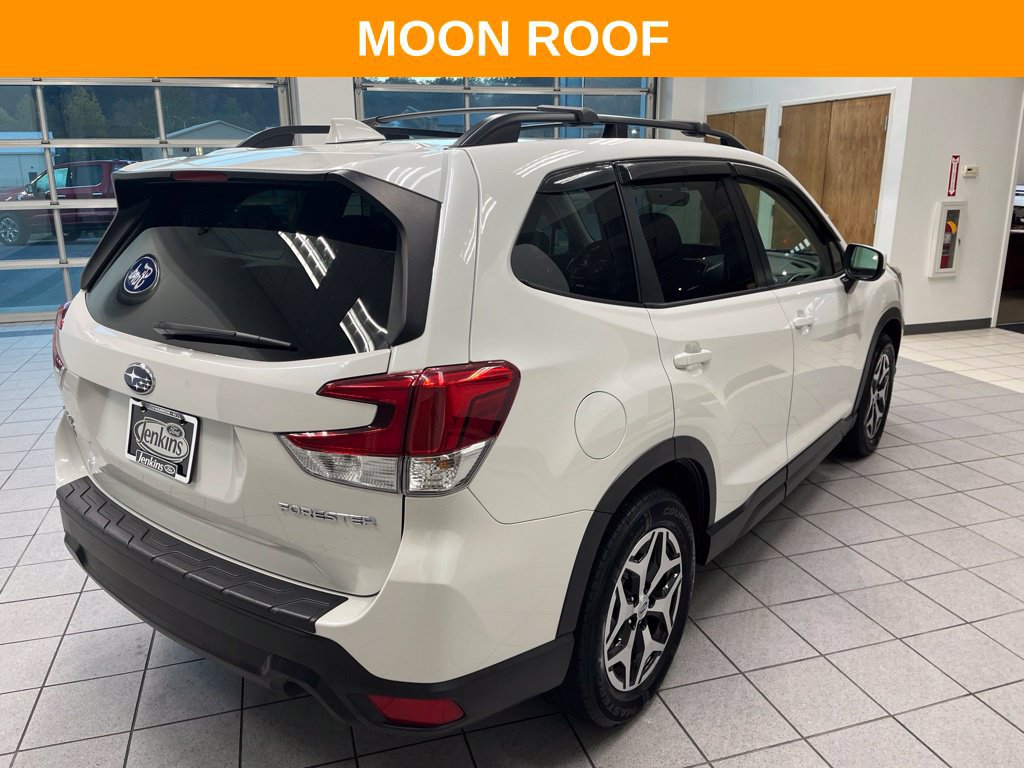Used 2020 Subaru Forester Premium AWD/4WD image 16