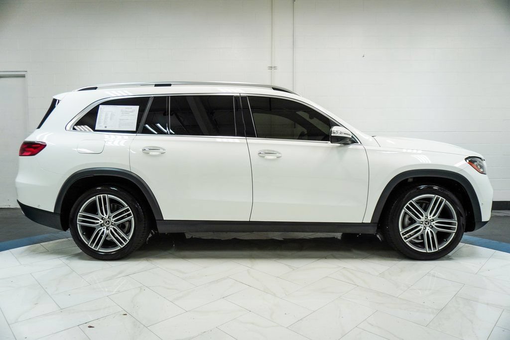 Used 2024 Mercedes-Benz GLS 450 4MATIC image 9