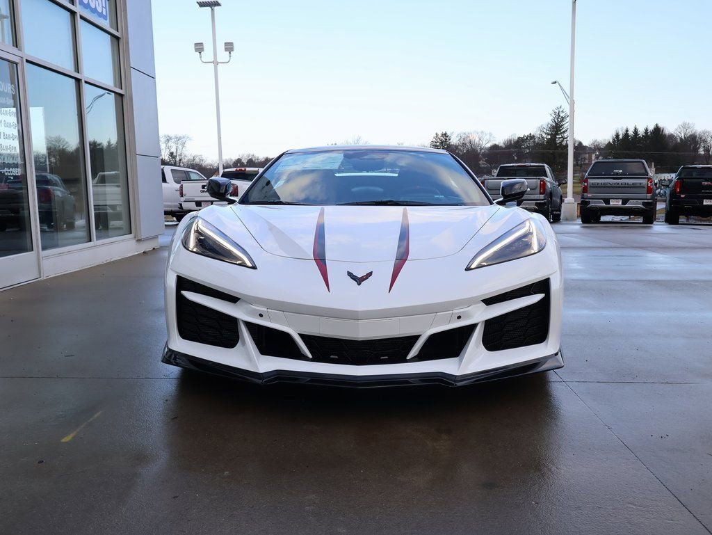 New 2026 Chevrolet Corvette E-Ray w/ Battery Protection Package image 5