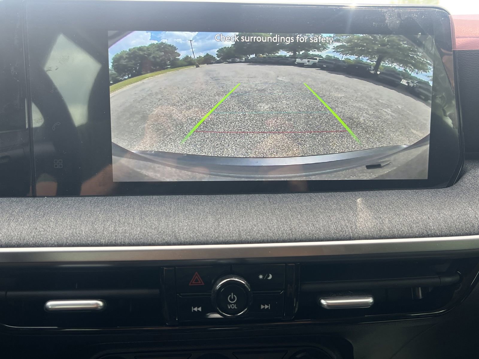New 2026 Nissan Kicks S FWD image 5