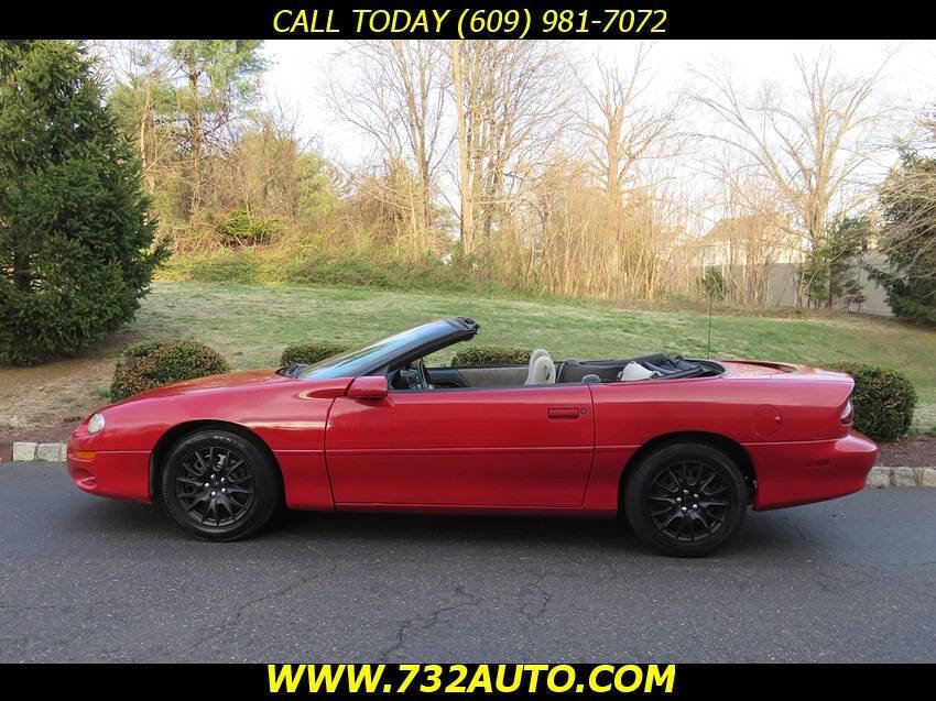 Used 2001 Chevrolet Camaro LT RWD image 2