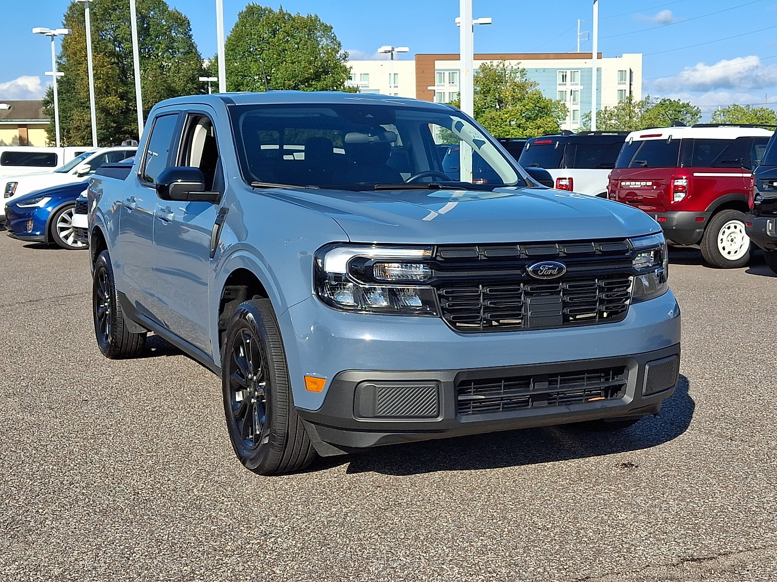 Certified 2024 Ford Maverick Lariat w/ Black Appearance Package AWD/4WD image 2
