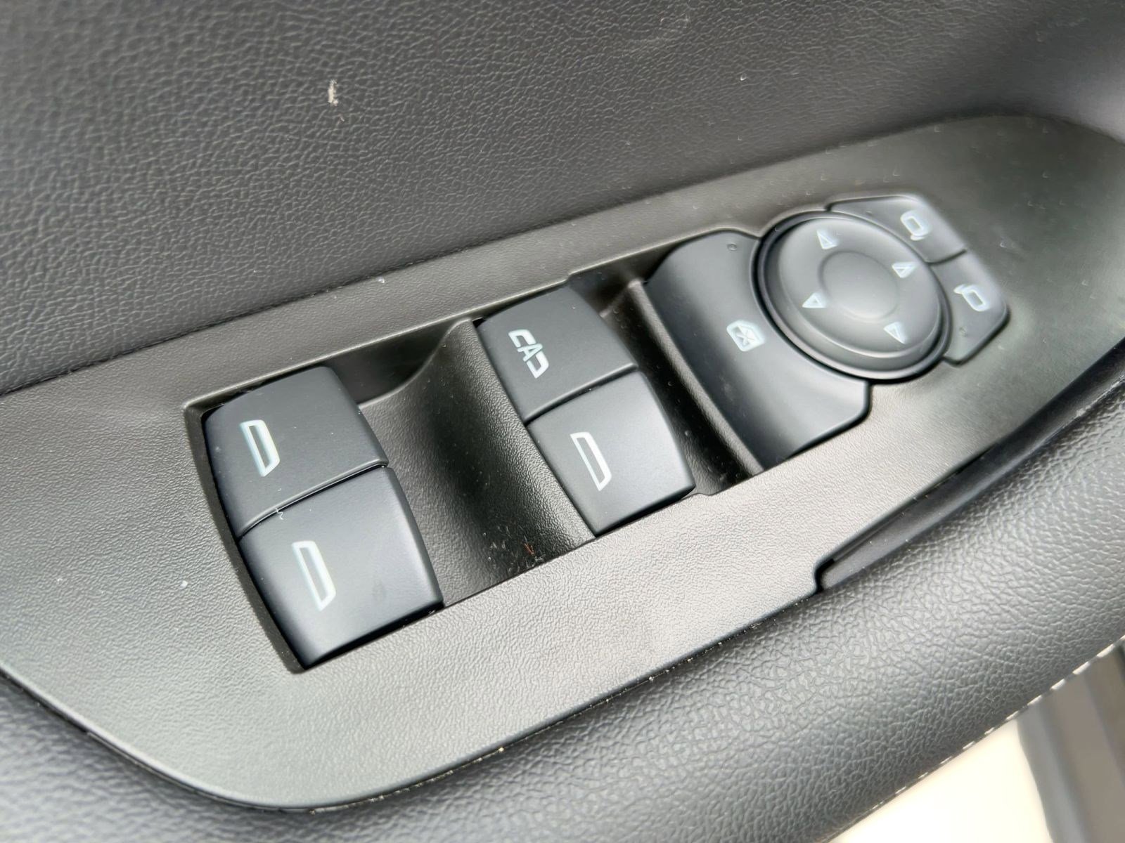 Certified 2023 Chevrolet Blazer LT w/ Convenience Package image 19