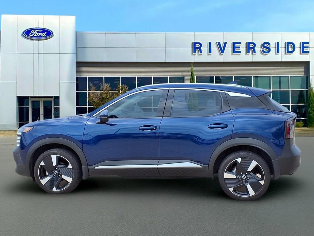 Used 2025 Nissan Kicks SR image 4