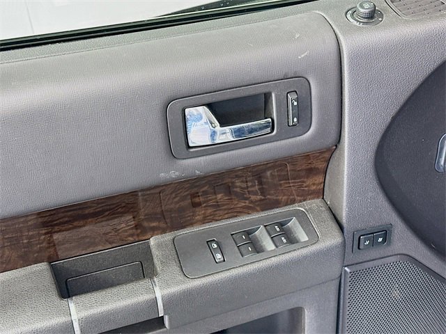 Used 2019 Ford Flex Limited image 18