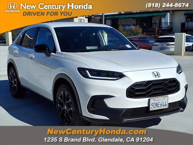 Used 2023 Honda HR-V Sport image 3