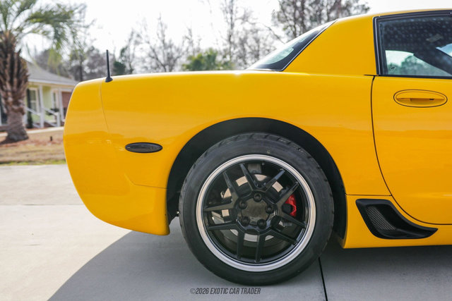 Used 2003 Chevrolet Corvette Z06 w/ Memory Package, 3 Drivers image 9