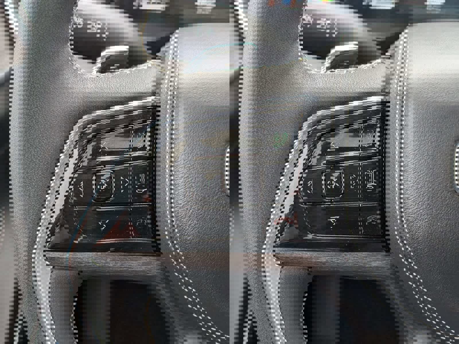 Used 2022 Jeep Grand Cherokee Overland image 46