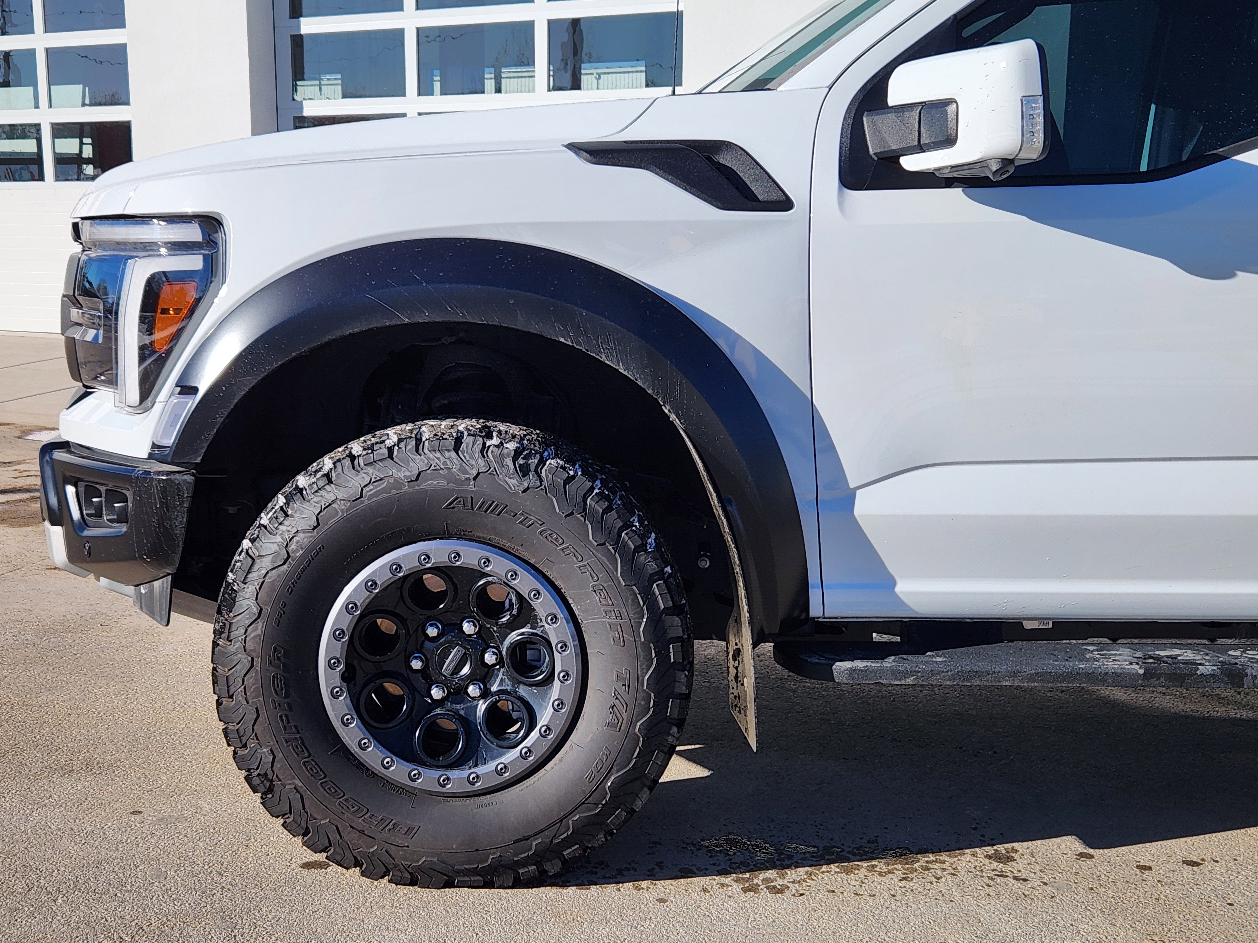 Used 2025 Ford F150 Raptor image 5