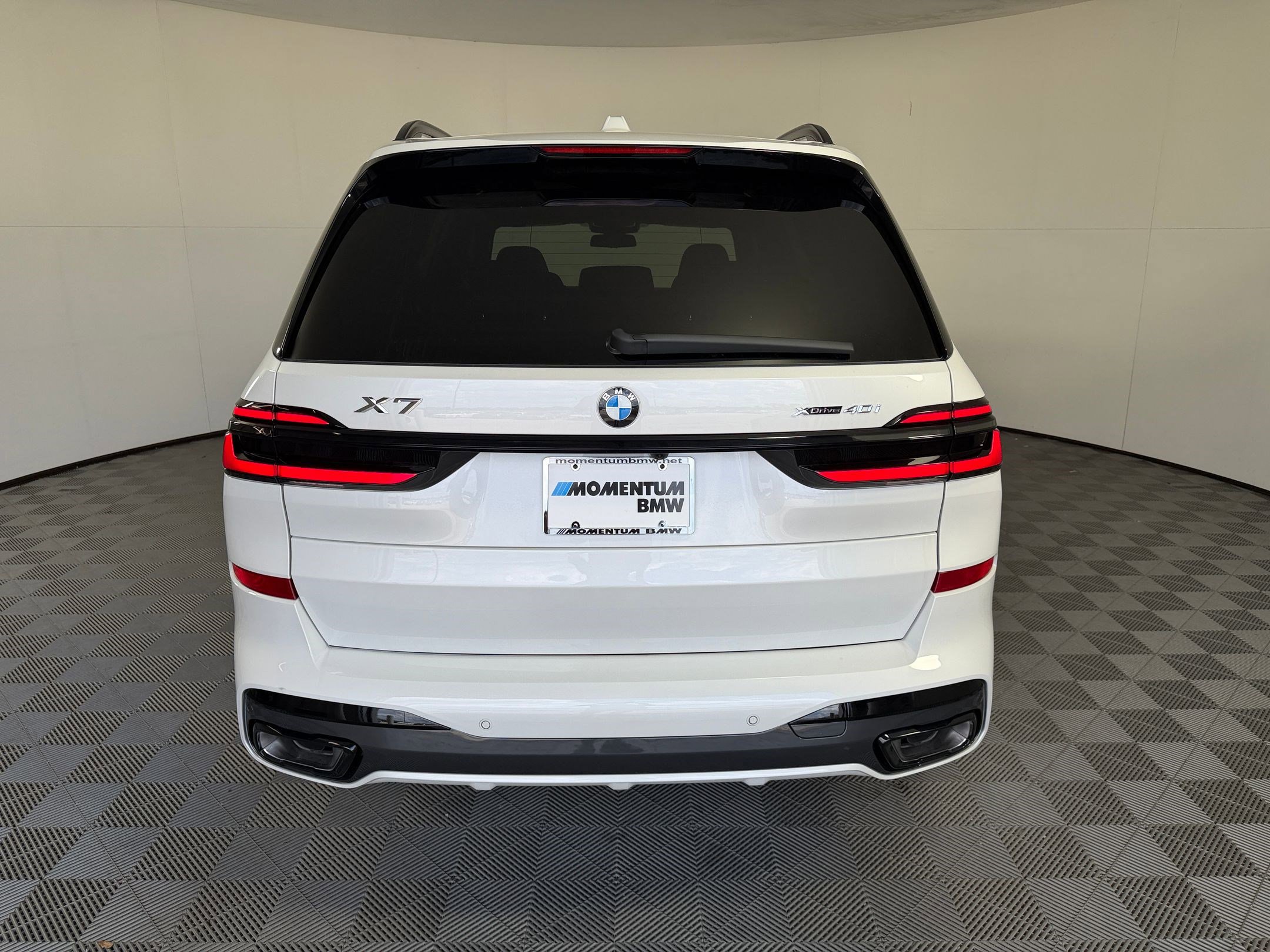 New 2027 BMW X7 xDrive40i w/ Executive Package AWD/4WD image 10