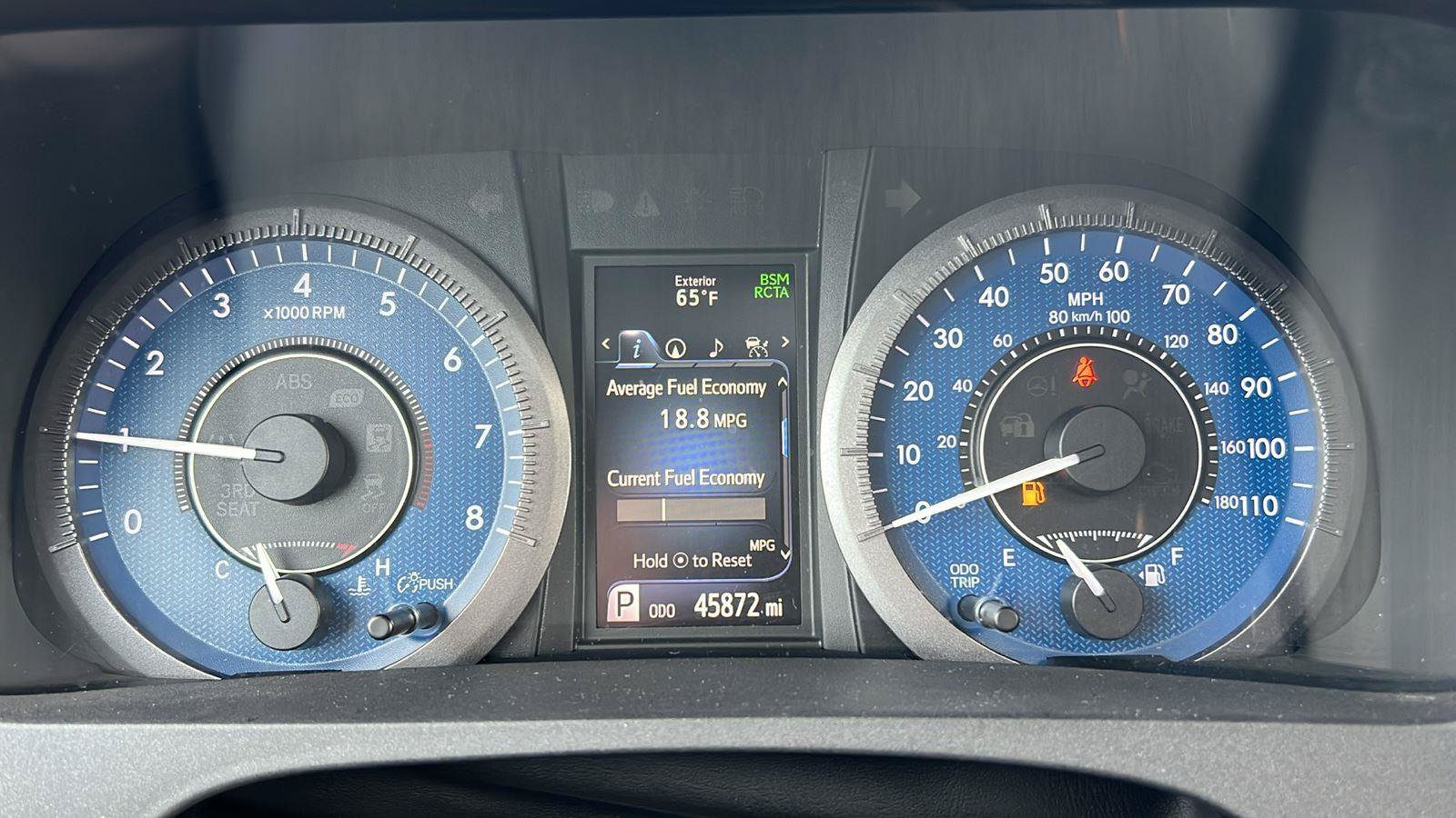 Used 2020 Toyota Sienna XLE w/ XLE Navigation Package FWD image 33