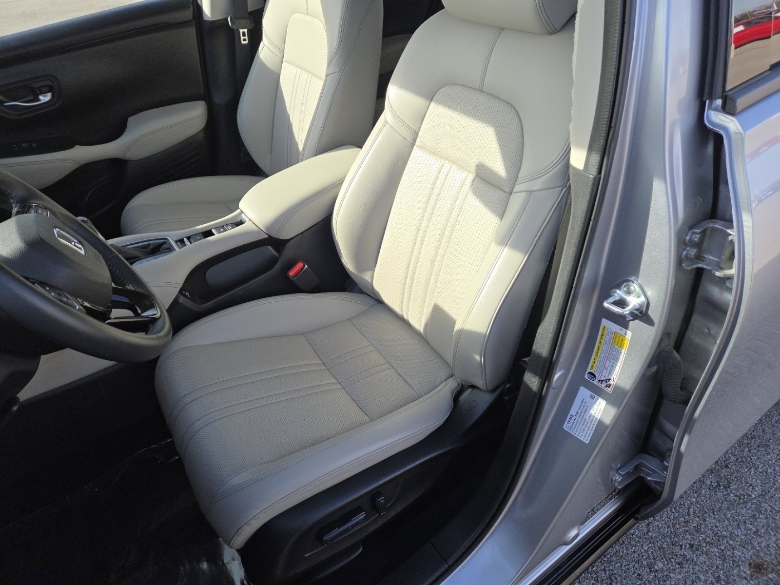 Used 2023 Honda HR-V EX-L image 23