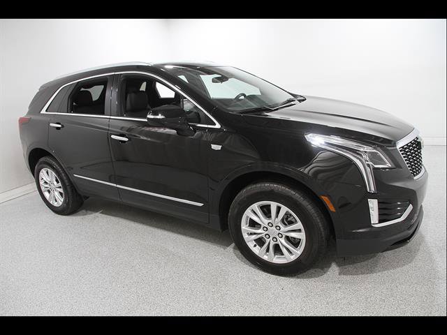 Used 2025 Cadillac XT5 Luxury w/ LPO, Floor Liner Package AWD/4WD image 1