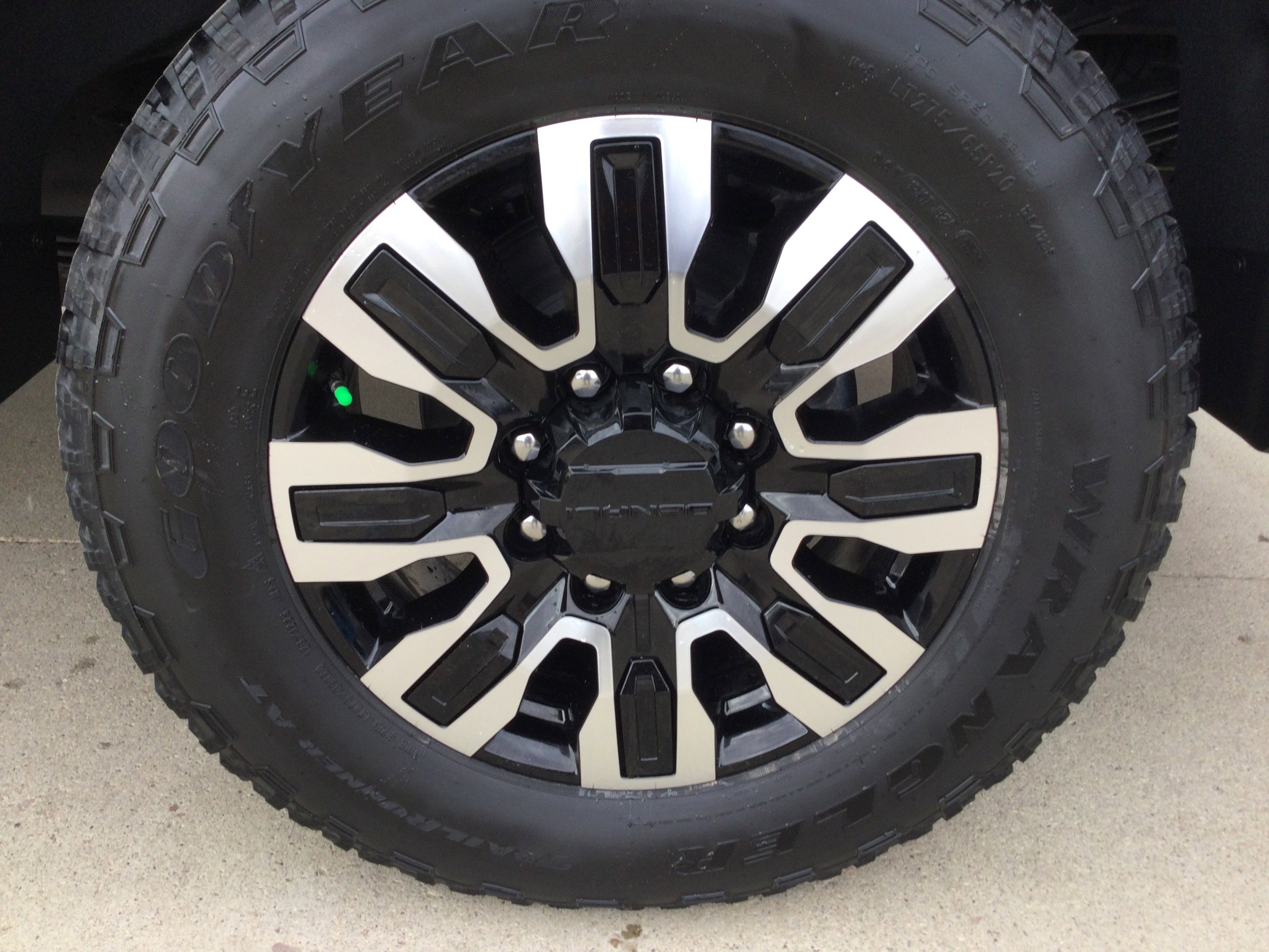 New 2026 GMC Sierra 3500 Denali Ultimate image 6