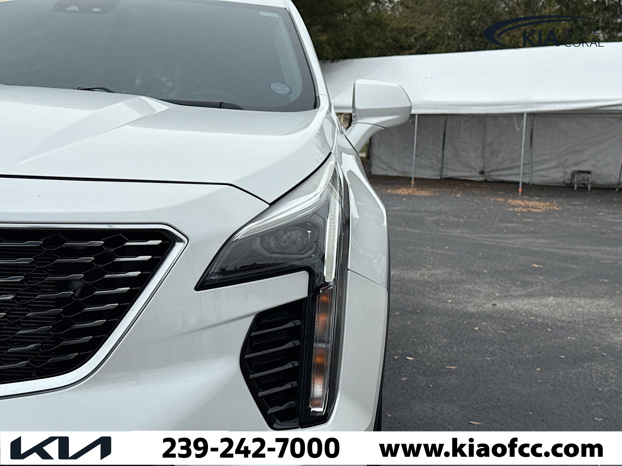 Used 2023 Cadillac XT4 Luxury w/ Driver Awareness Package image 9