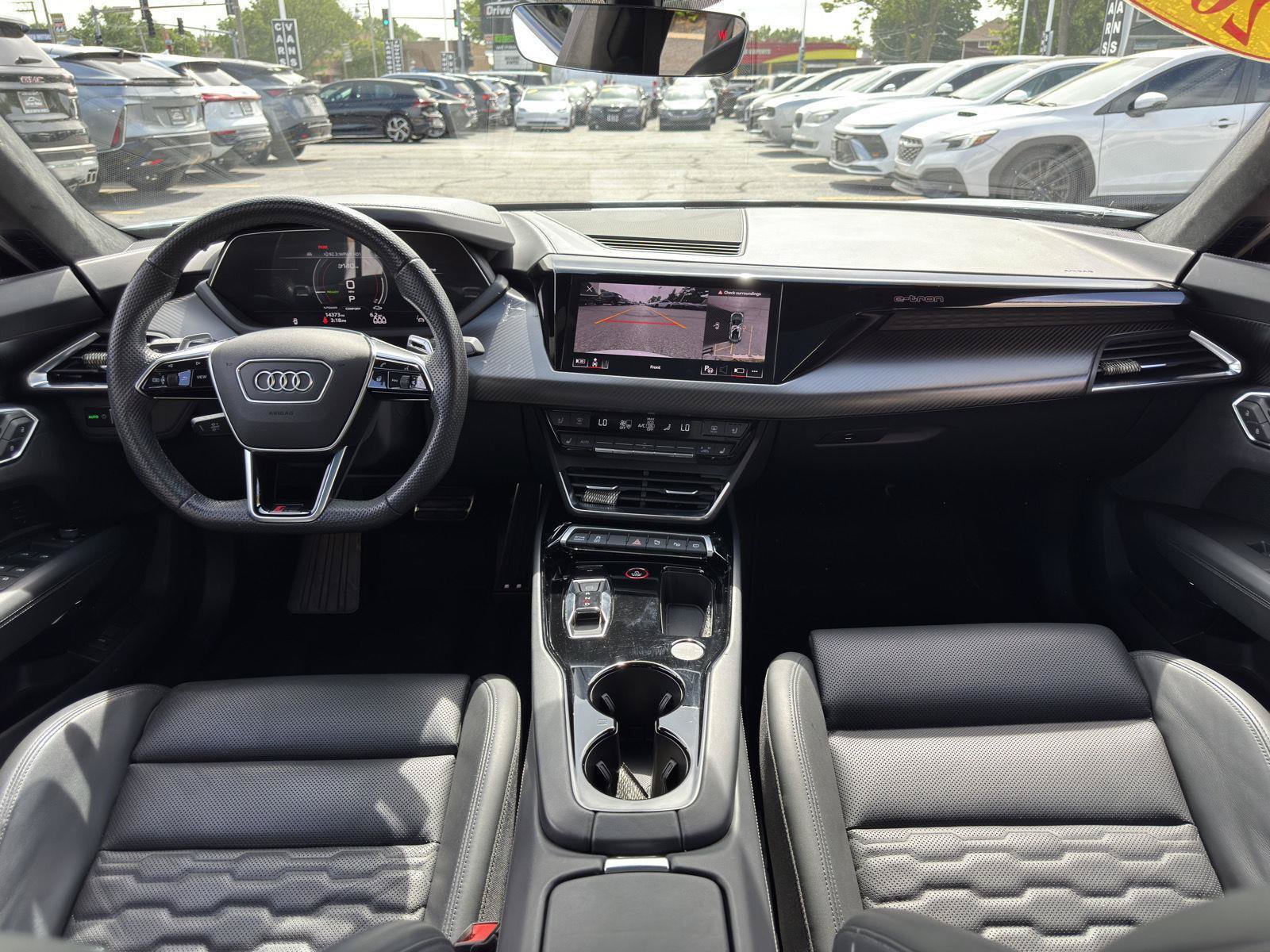 Used 2023 Audi RS e-tron GT w/ Carbon Performance Package AWD/4WD image 40