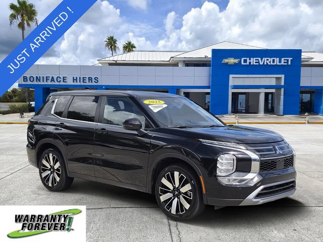 Used 2025 Mitsubishi Outlander SE