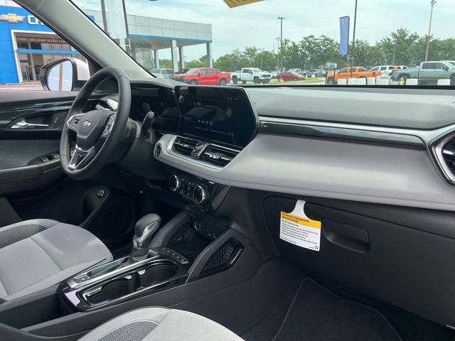 New 2026 Chevrolet TrailBlazer LT w/ Convenience Package image 32
