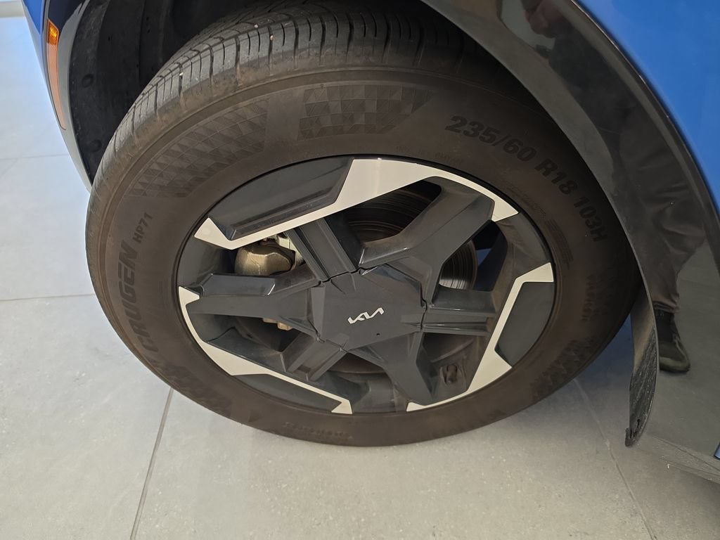 Certified 2026 Kia Sportage SX FWD image 37