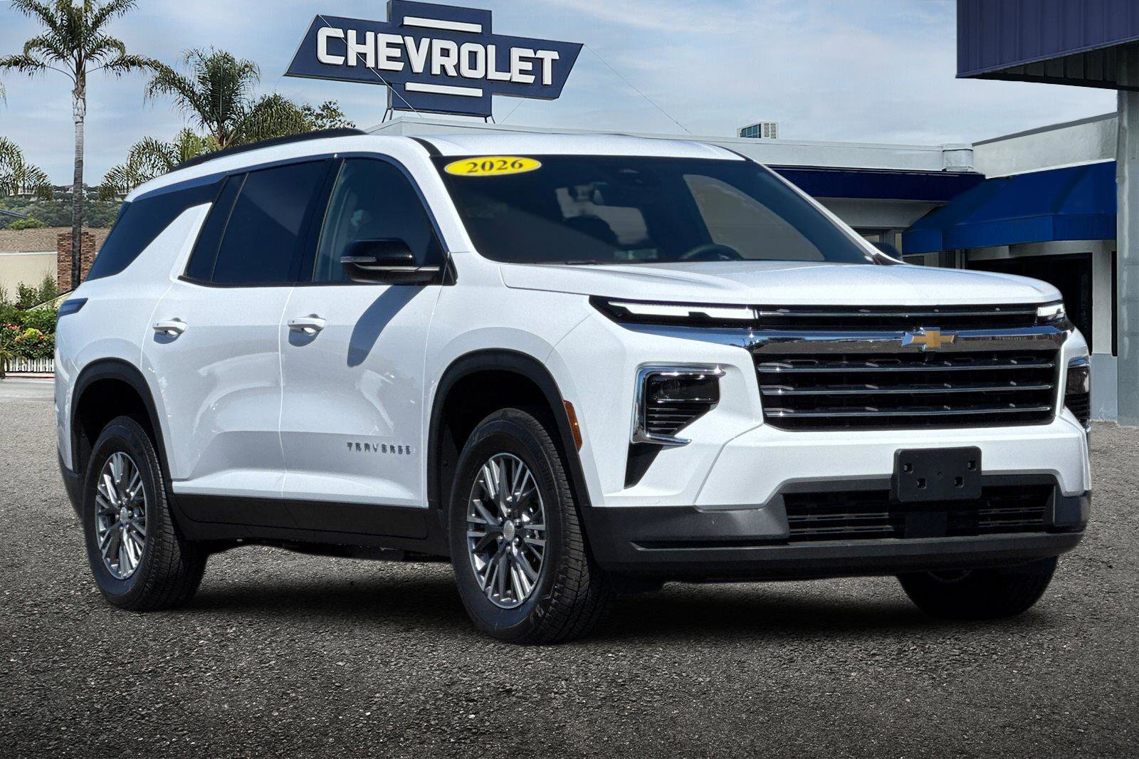 New 2026 Chevrolet Traverse LT image 2