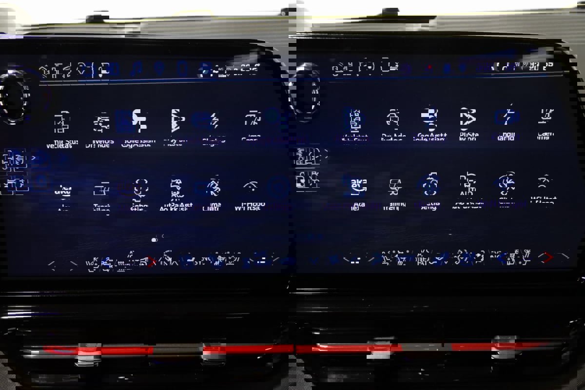 Used 2024 Chevrolet Silverado EV RST image 57