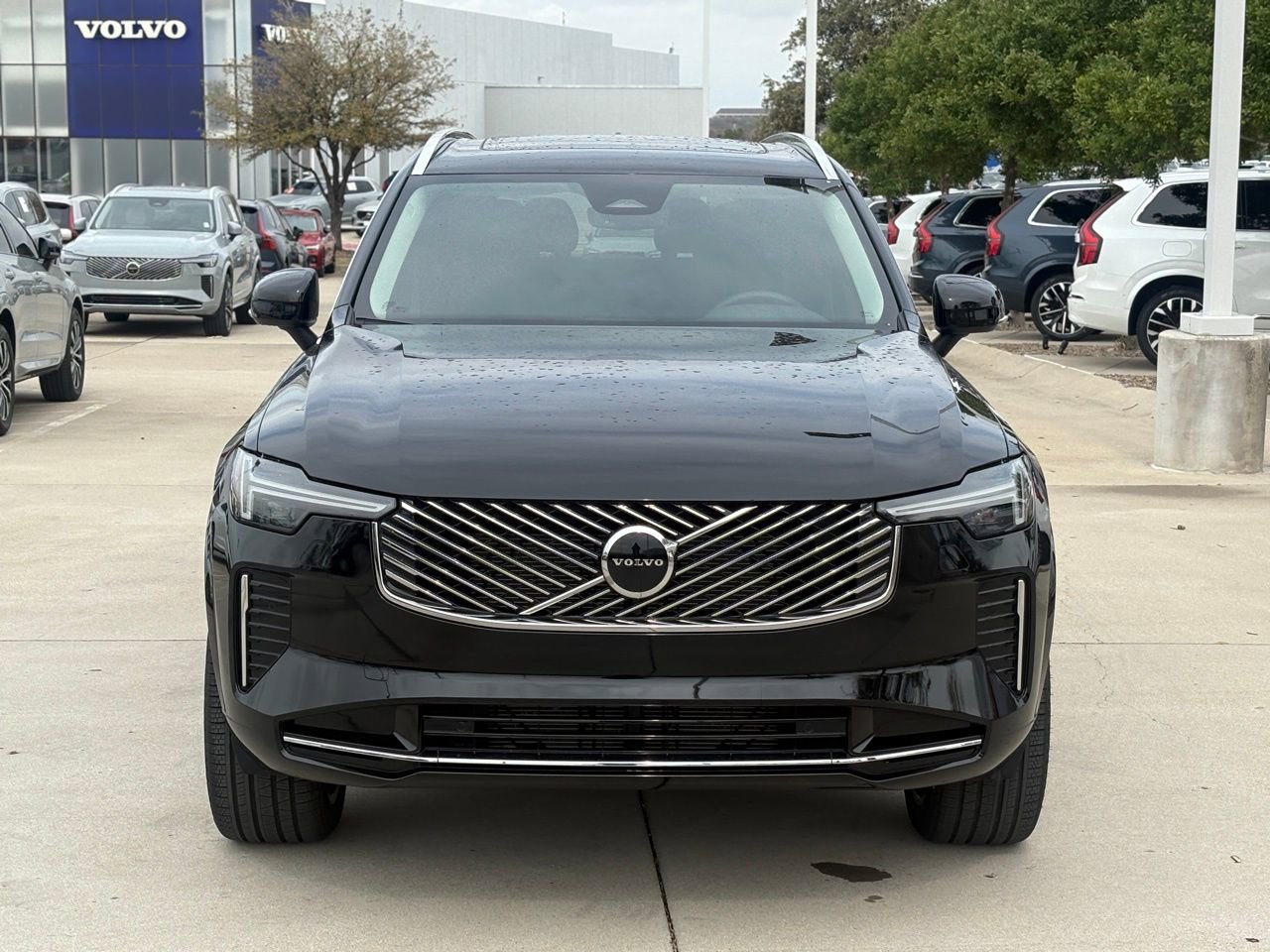 New 2026 Volvo XC90 B5 Core w/ Protection Package Premier image 4