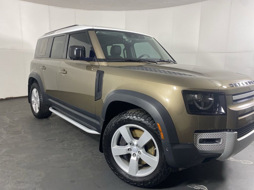 Used 2021 Land Rover Defender 110 SE image 4