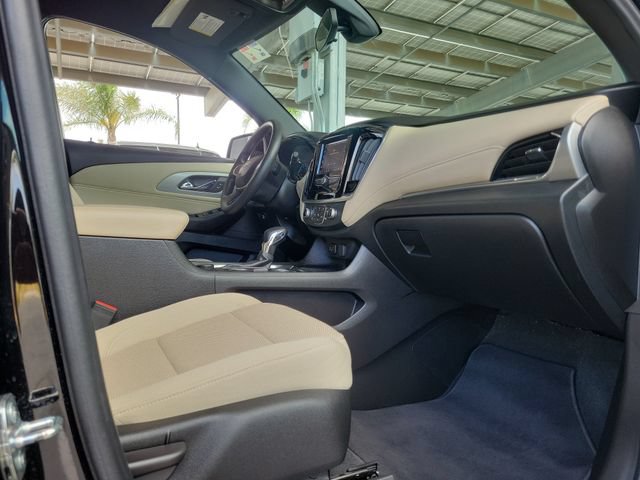 Used 2022 Chevrolet Traverse LS FWD image 22