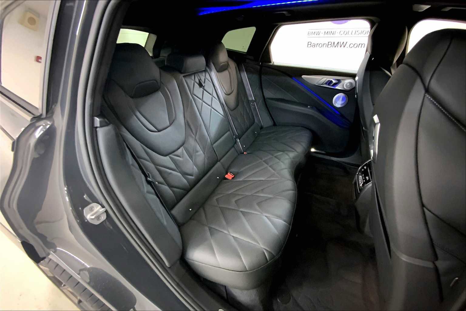 Used 2025 BMW XM AWD/4WD image 19