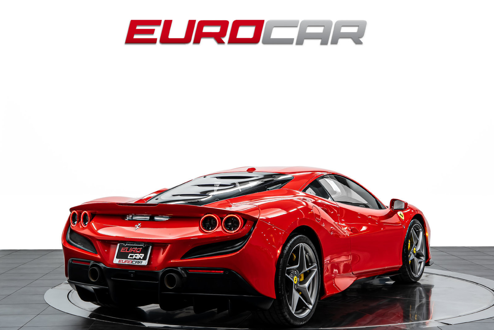 Used 2022 Ferrari F8 Tributo RWD image 5