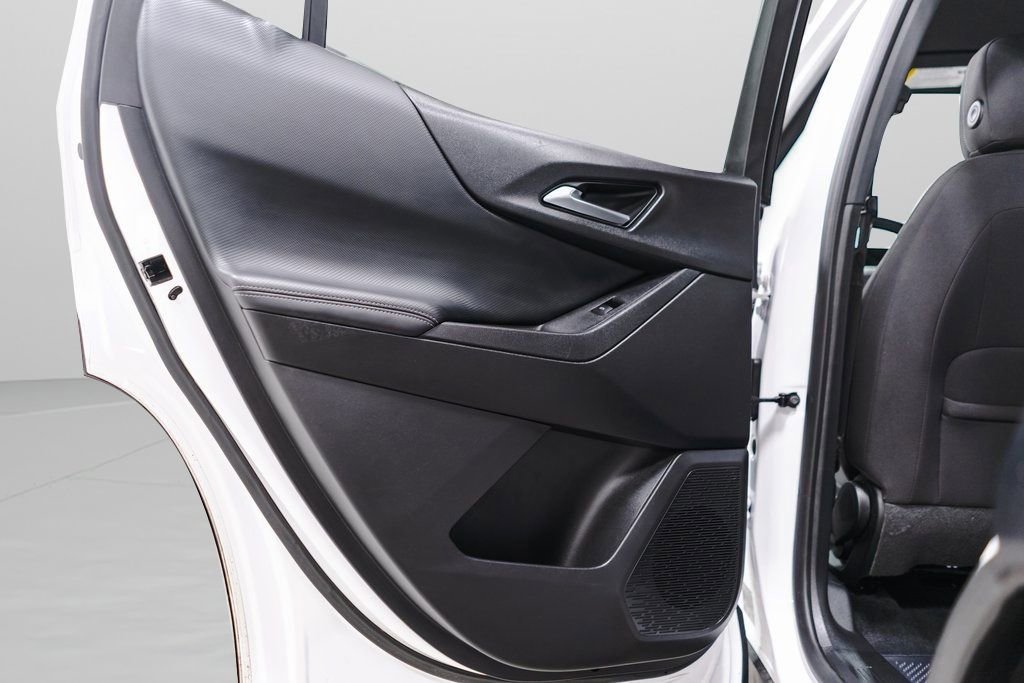 Used 2025 Chevrolet Equinox LT AWD/4WD image 27