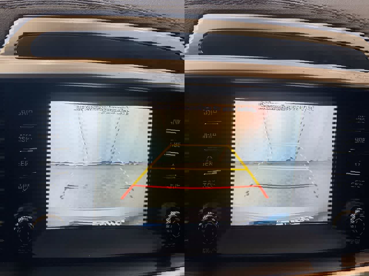 Used 2020 Kia Sorento EX image 18