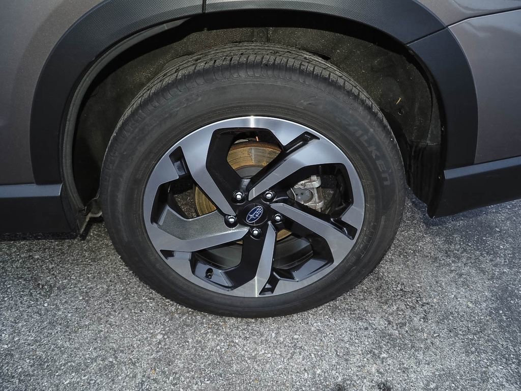 Used 2024 Subaru Forester Touring w/ Convenience Package image 40