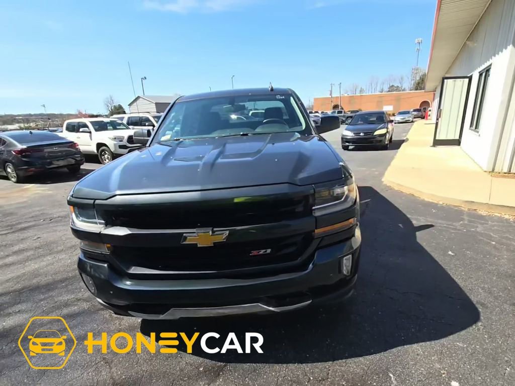 Used 2017 Chevrolet Silverado 1500 LT w/ LPO, Street Package image 1