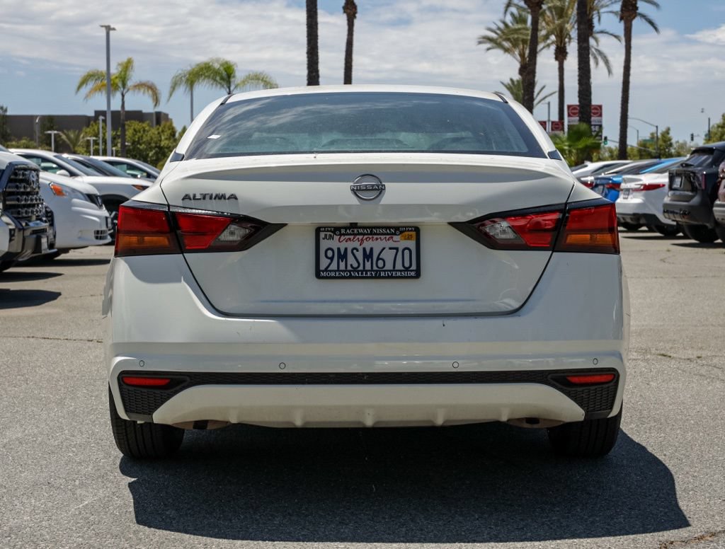 Used 2024 Nissan Altima 2.5 S FWD image 5