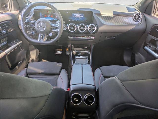 Used 2025 Mercedes-Benz GLA 35 AMG 4MATIC image 15