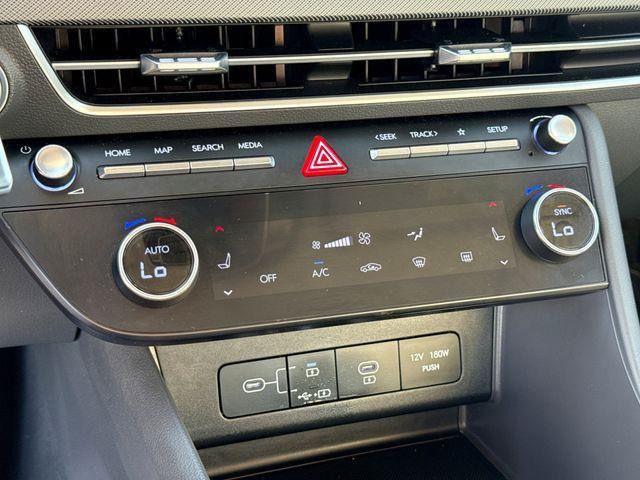 Used 2024 Hyundai Sonata SEL FWD image 17